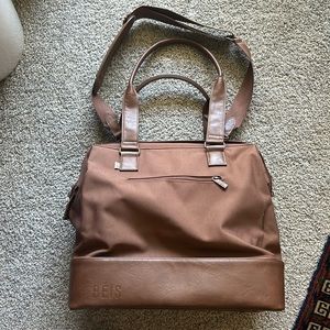 beis mini weekender- maple